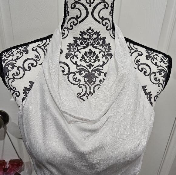 EUC Socialite White Dress Asymmetrical Backless Medium Wedding Bride - Picture 3 of 12